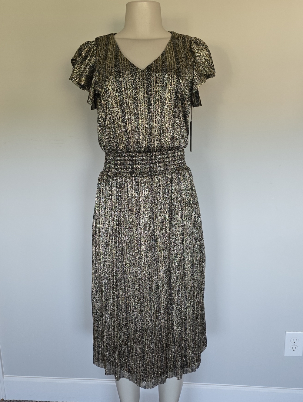 Vince Camuto black/gold sparkly dress-S